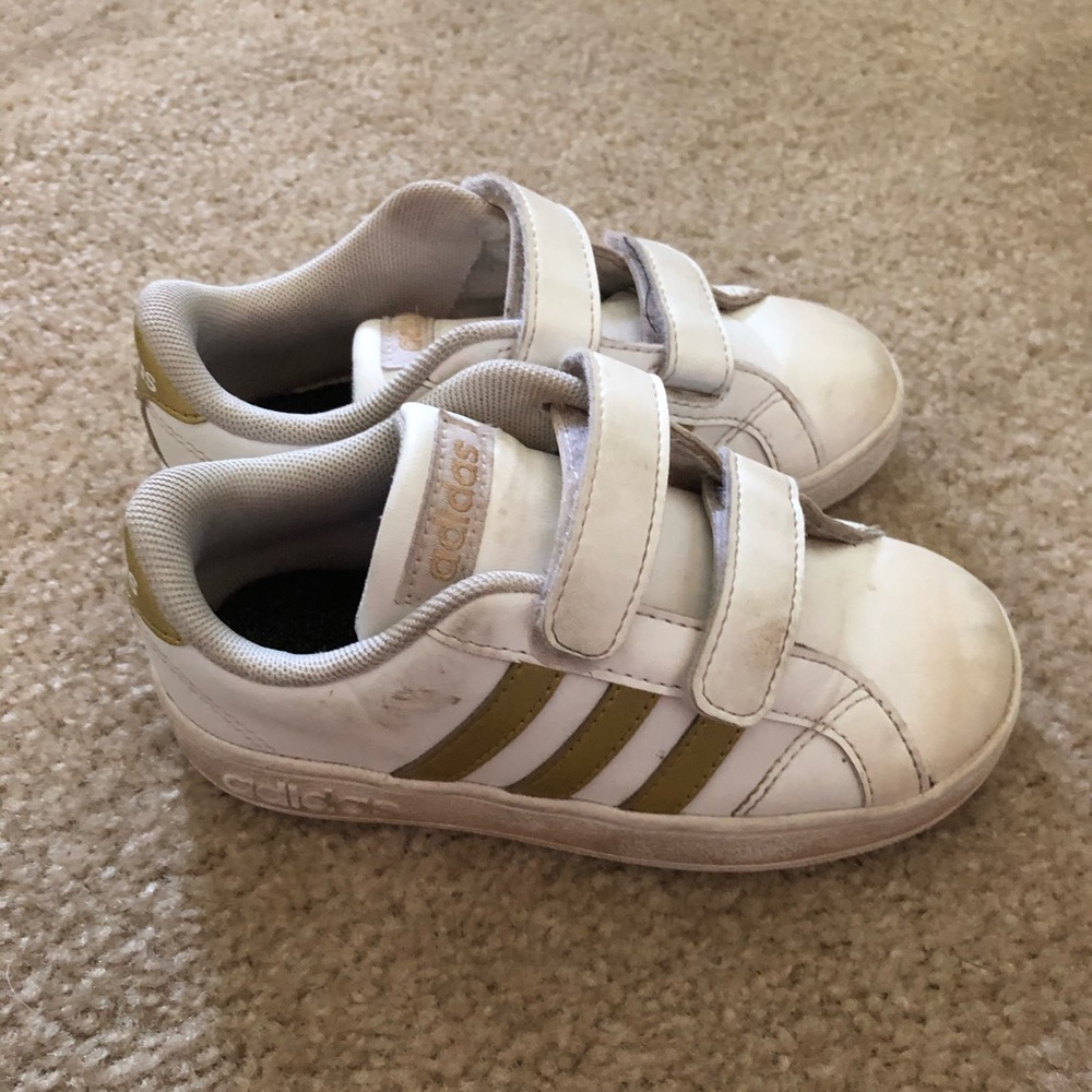 Adidas white and gold kids 9.5c